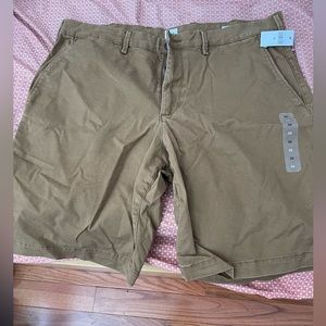 Gap kaki shorts